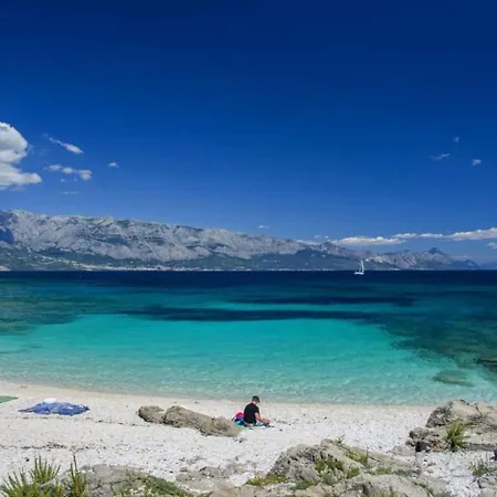 House Jure 別荘 サマティン